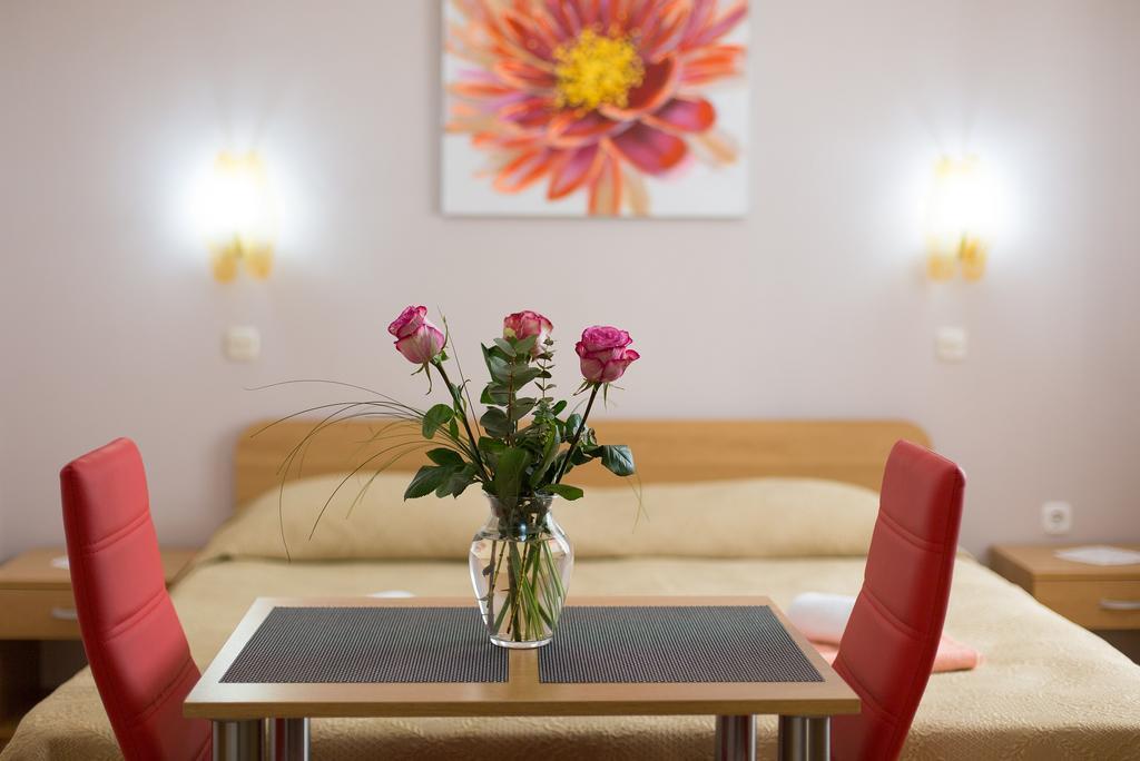 Nadija Studio Apartmani Крк Екстер'єр фото