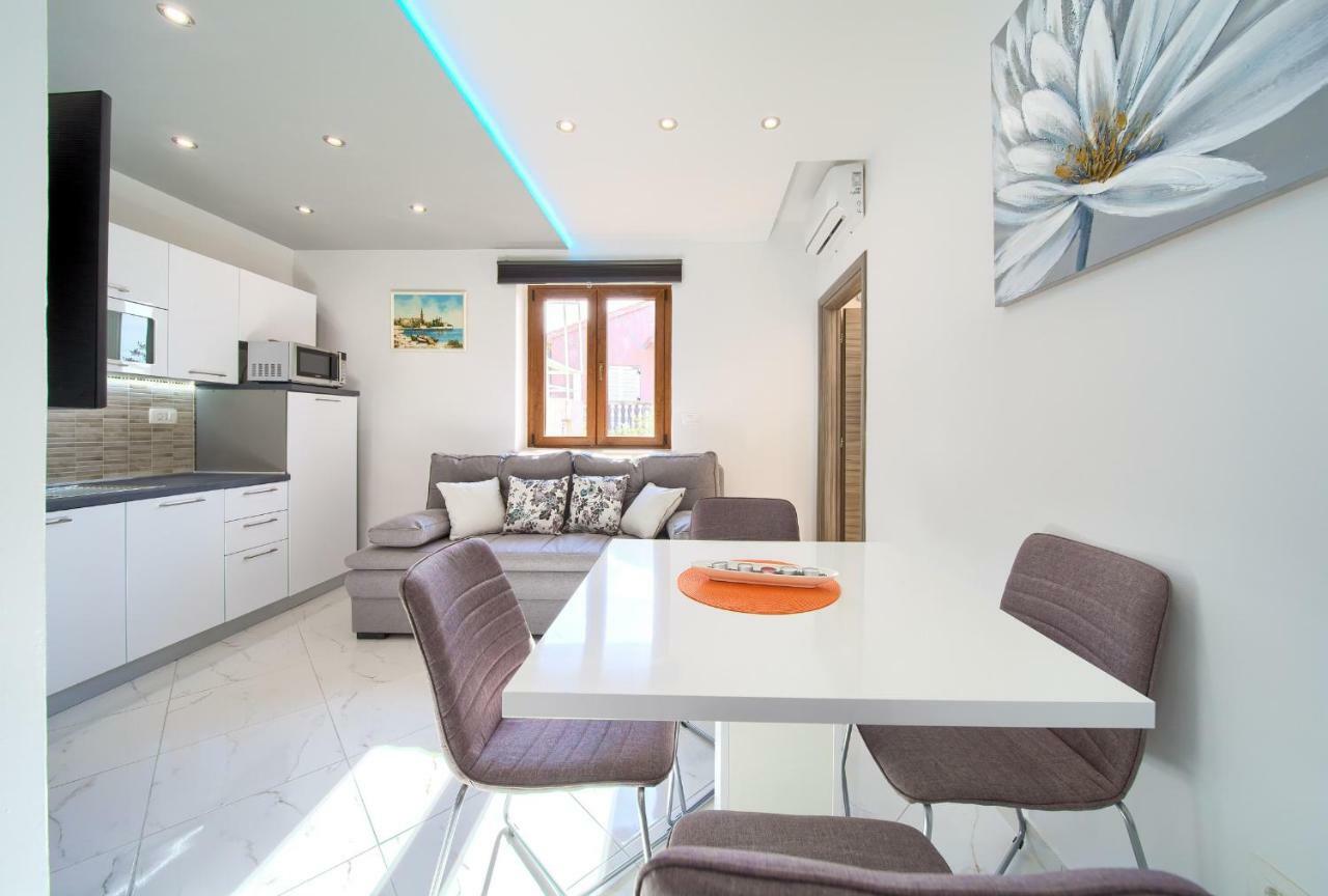 Nadija Studio Apartmani Крк Екстер'єр фото