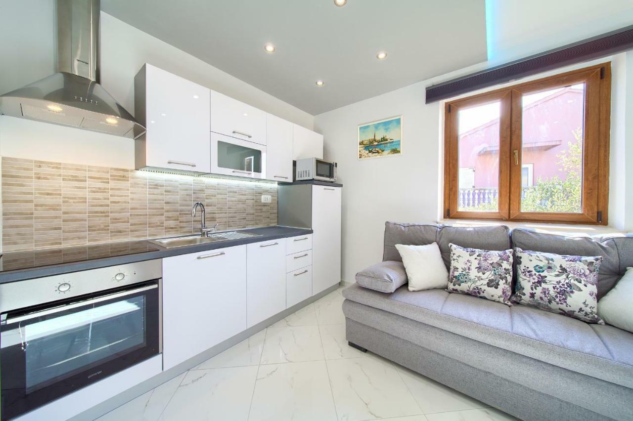 Nadija Studio Apartmani Крк Екстер'єр фото